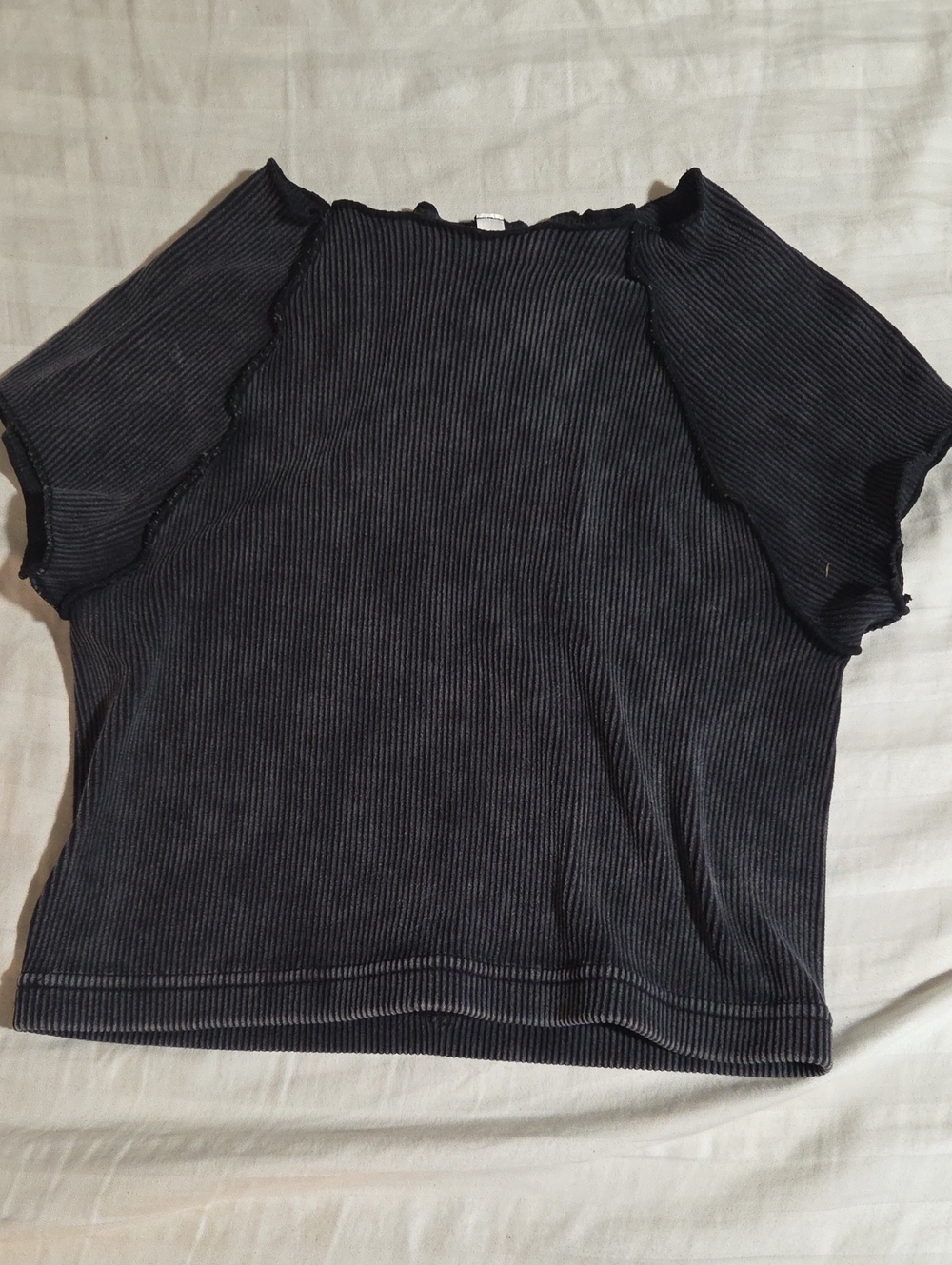 Zenana Outfitters Black Ribbed Short Sleeve Top